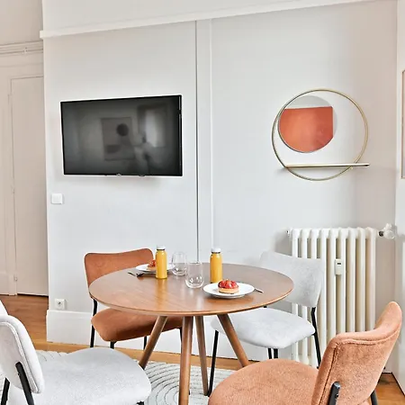 Appartement Arc De Triomphe - - Ii *